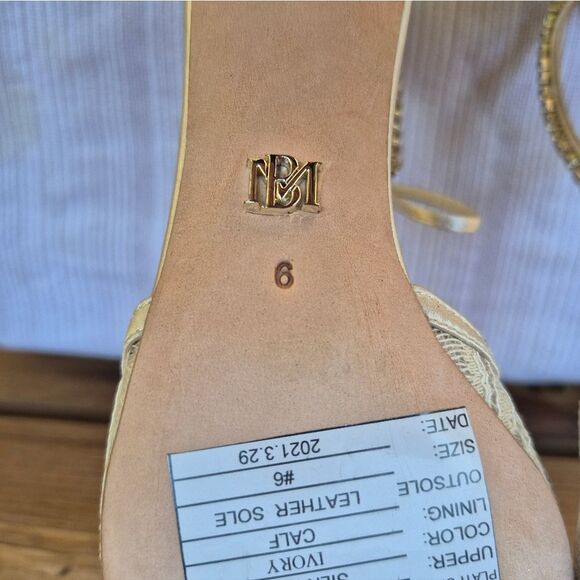 Badgley Mischka Women's Betsy Lace Kitten Heel Pumps - Picture 15 of 16